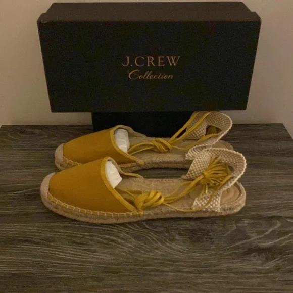 New J Crew women’s espadrilles - Picture 2 of 7